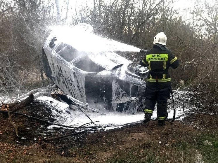 В Красногвардейском районе сгорел автомобиль