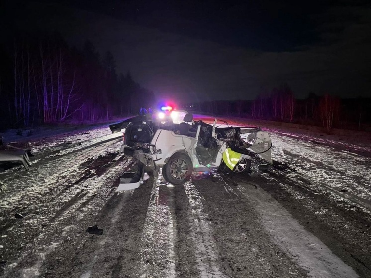 В Туве в страшном ДТП погибли муж и жена