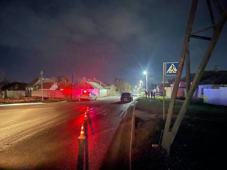 В ЛНР под колёса авто попал 17-летний юноша