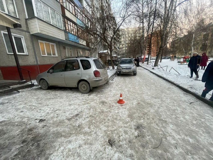 Пьяный водитель Subaru насмерть задавил ребенка и сбил беременную женщину в Новосибирске