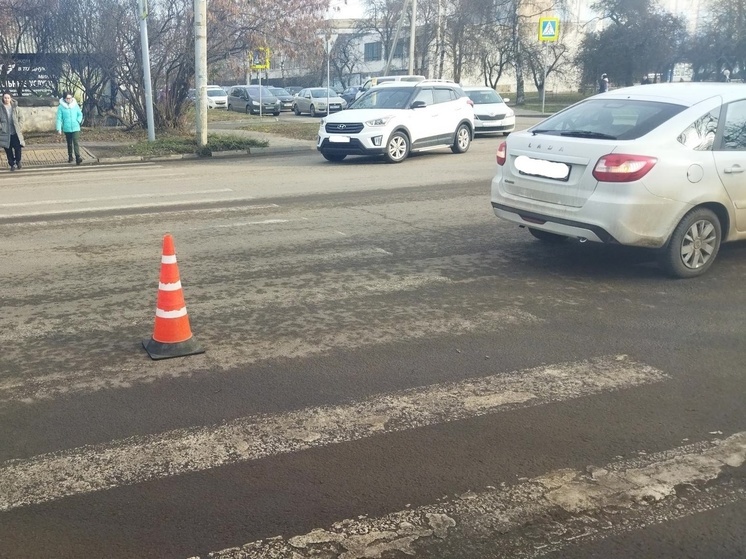 В Орле на Наугорском шоссе под колёса машины попал пешеход