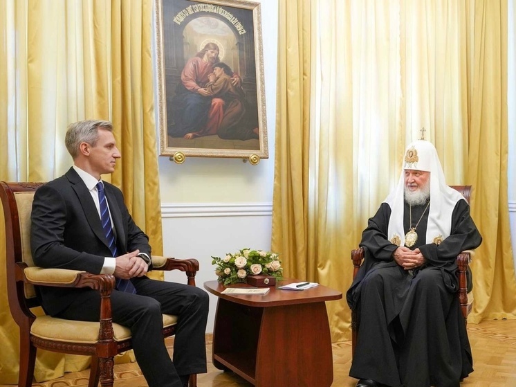 Губернатор Смоленской области Василий Анохин поздравил с Днём рождения Патриарха Кирилла