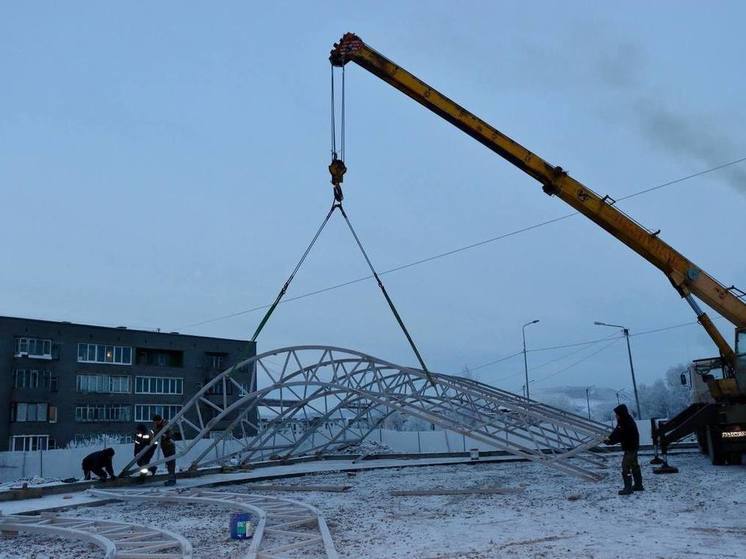 Новый хоккейный корт в Никеле будет готов к концу декабря