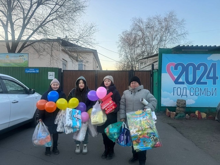  Студенты педколледжа поддерживают детей Республиканского Дома ребенка