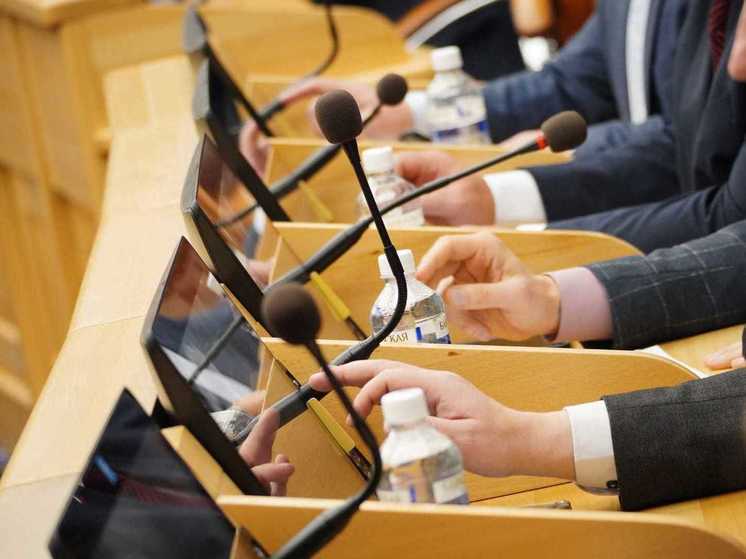 Депутаты приняли поправки по ипотеке и компенсации за землю