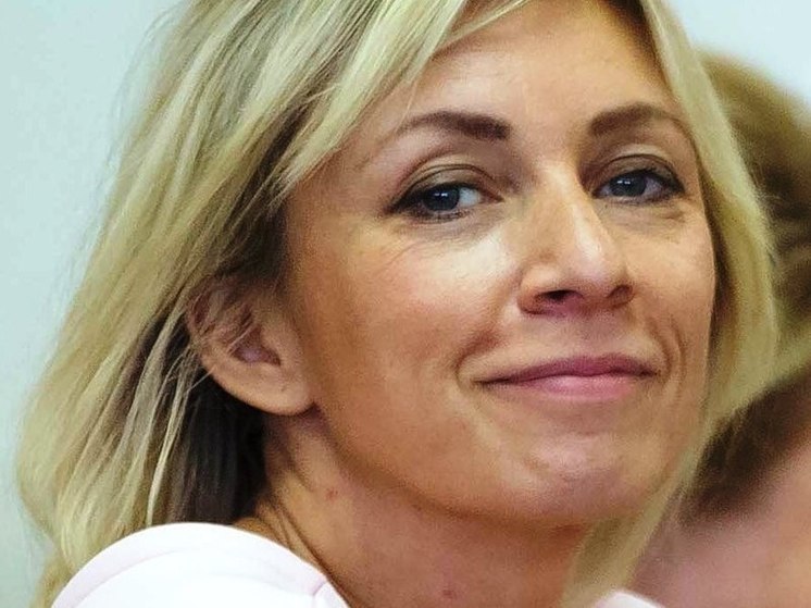 Захарова оценила заявление Зеленского после обращения Путина к россиянам