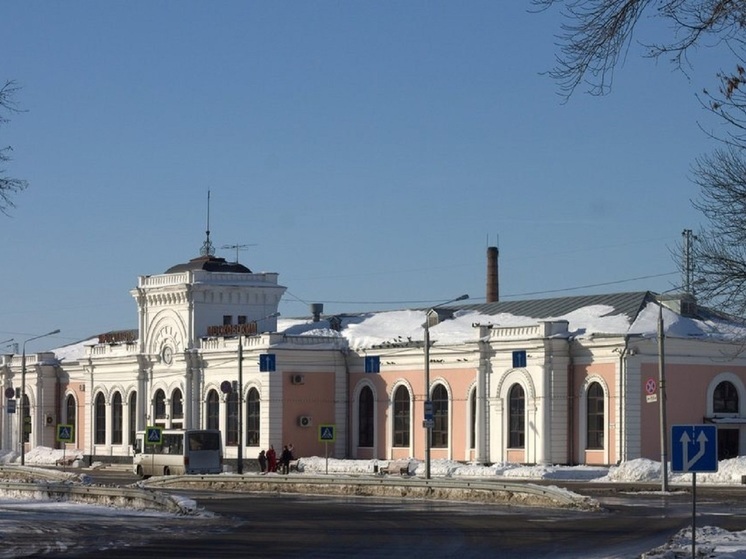 В Ярославле сделают платной парковку у Московского вокзала