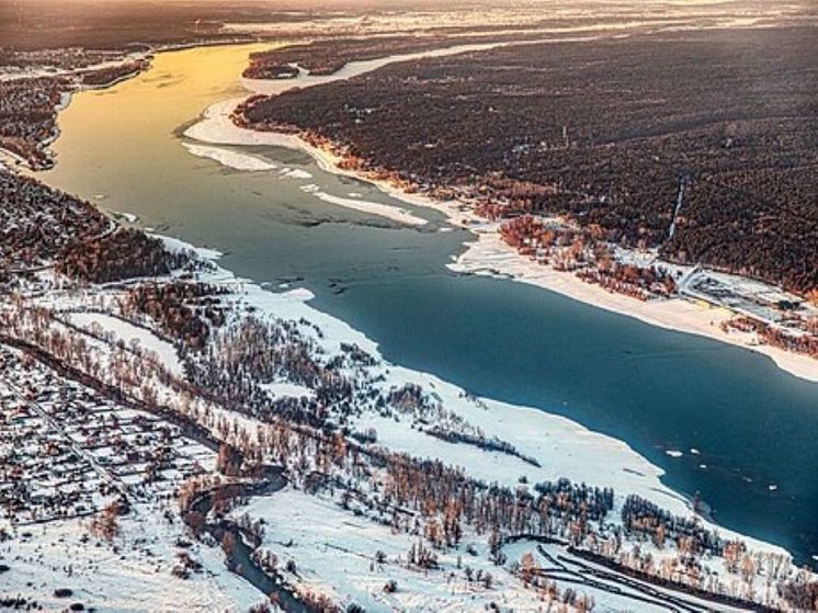 Mash Siberia: в крупном российском городе ввели на воскресенье режим «черного неба»