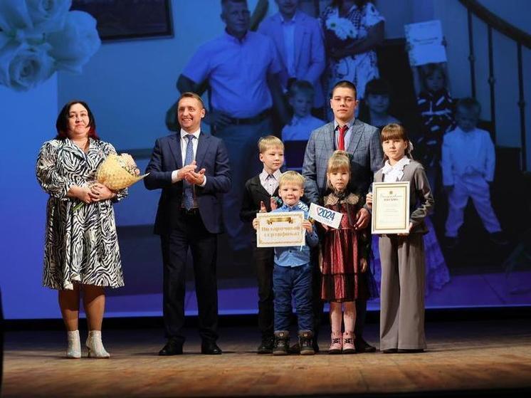 Во Владимире прошло сразу два торжества, посвященных Дню матери