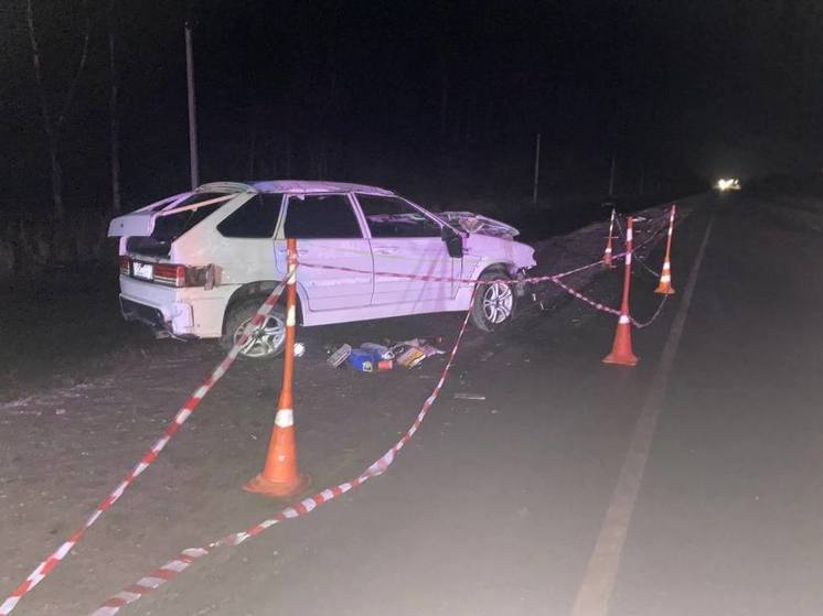 Два человека пострадали при столкновении двух легковушек в Новгородском районе