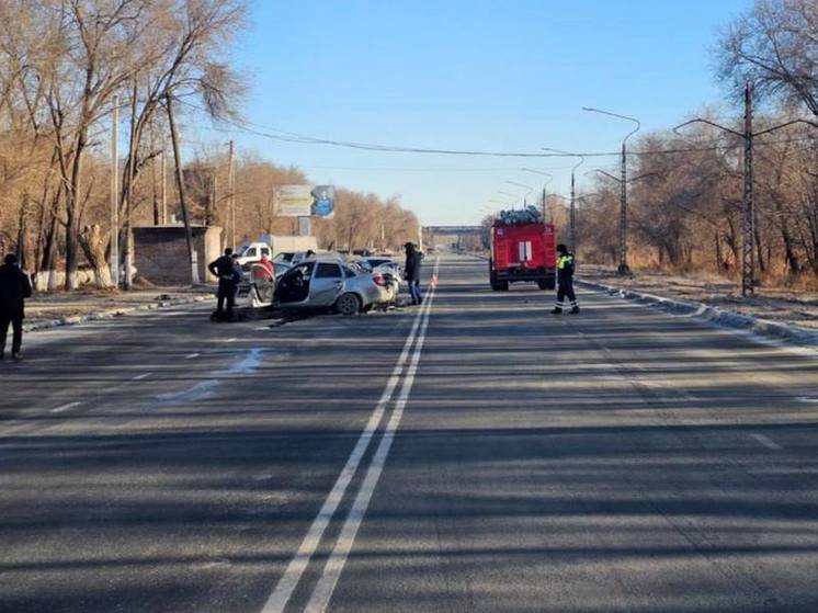 В Новотроицке при лобовом столкновении машин погибли два человека