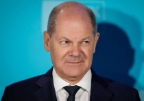 Депутат Бундестага от фракции «Альтернатива для Германии» (АдГ) Евгений (Ойген) Шмидт в беседе с корреспондентом ТАСС заявил, что канцлер ФРГ Олаф Шольц многое обещал в ситуации вокруг Украины, но впоследствии менял свою позицию, поэтому в свете предвыборной борьбы в стране серьезно относиться к его отказу передавать Киеву ракеты Taurus не стоит 