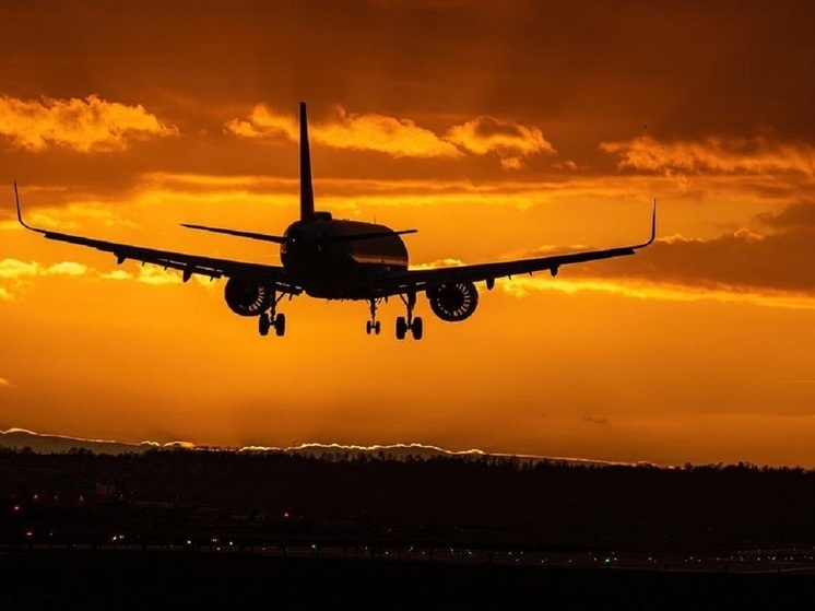 Baza: в Красноярске совершил аварийную посадку еще один российский «Суперджет»