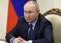 Президент РФ Владимир Путин в ходе встречи с руководителем Федерального медико-биологического агентства (ФМБА) России Вероникой Скворцовой выразил уверенность, что внедрение российской вакцины от рака станет прорывом. Об этом сообщает ТАСС