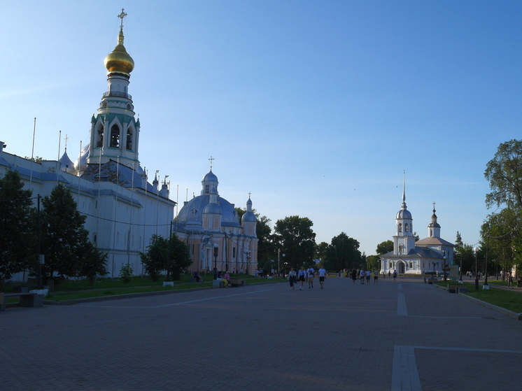 Передовая группа сотрудников АО «Апатит» уже провела первичное обследование площади