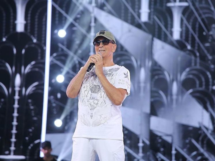 Жена и продюсер Александра Буйнова опровергла о присвоении ему паллиативного статуса