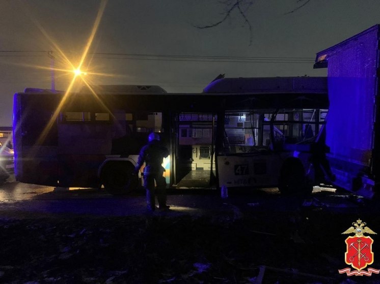 За минувшие сутки в Ленобласти в ДТП пострадали 13 человек