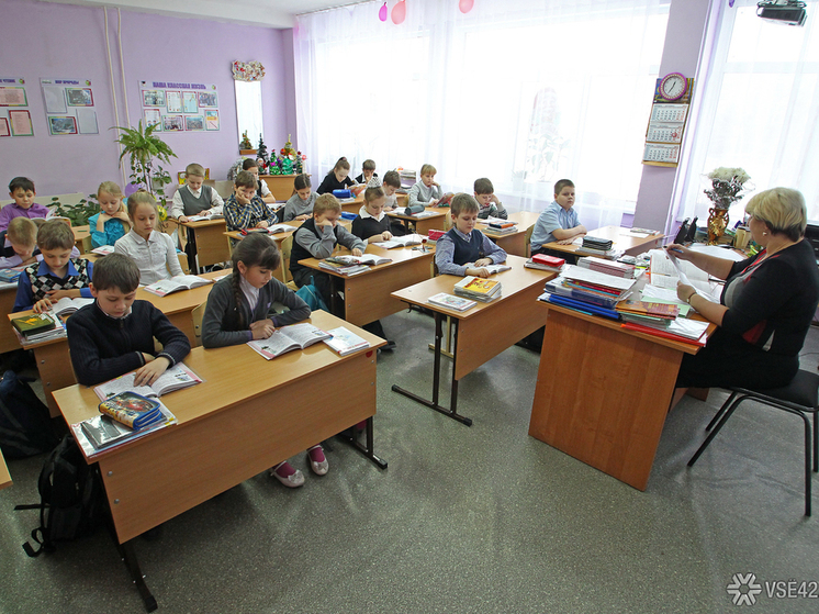 В Кемерове напали на ребенка в школе