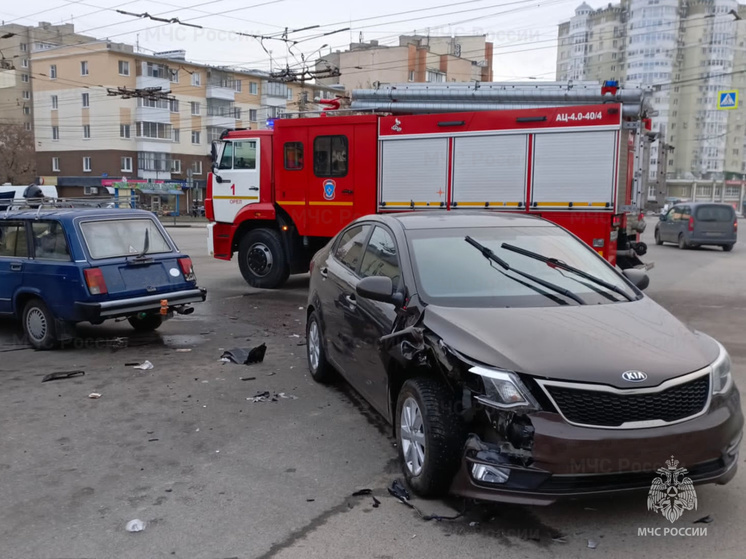 Стали известны подробности аварии на перекрёстке в Орле