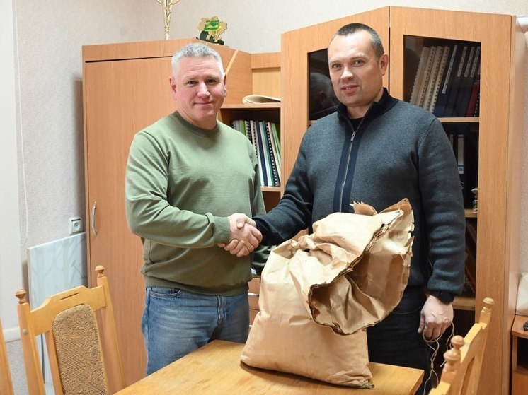Заповедник «Аскания-Нова» получил желуди из Тульской области