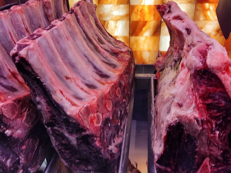 Калининградский бизнесмен попался на перевозке мяса без холодильника
