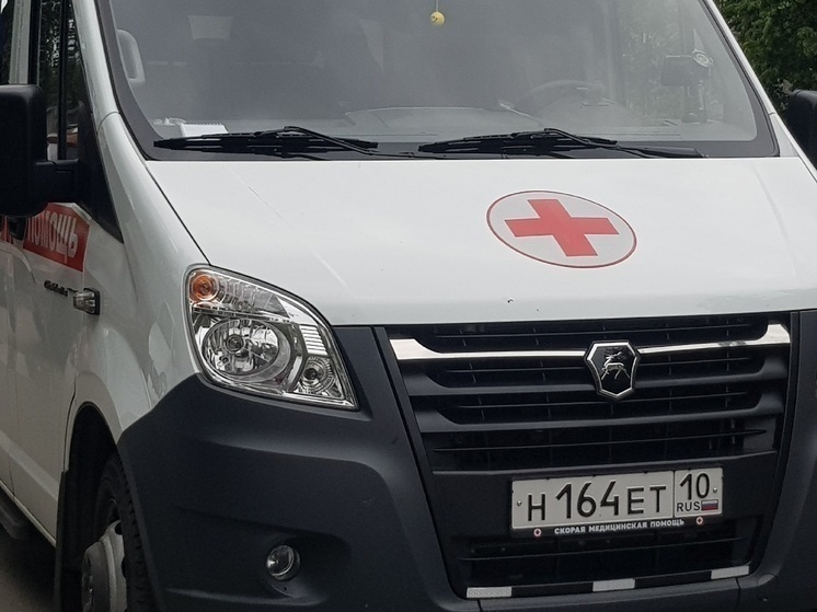 Подросток получил тяжелую травму во время занятий в бассейне в Сортавале