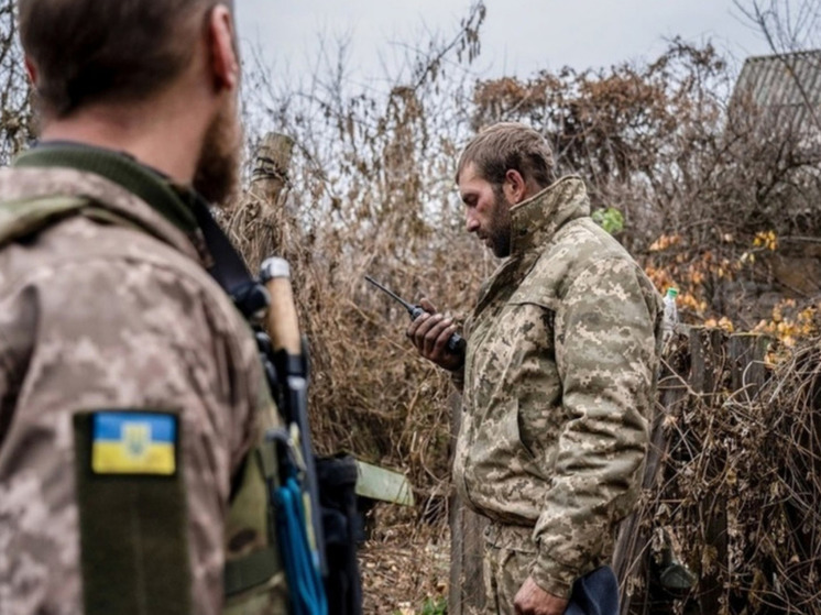 Spectator: дезертирство в армии стало тенденцией, подрывающей оборону ВСУ