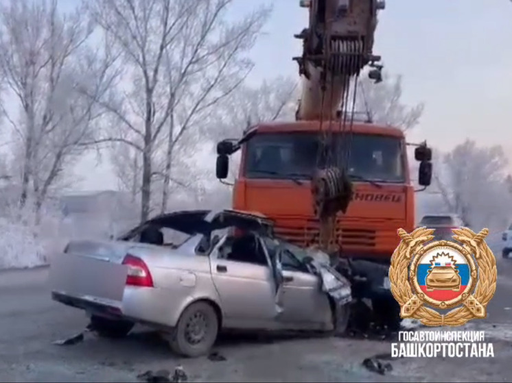 19-летний автомобилист погиб в аварии в Башкирии