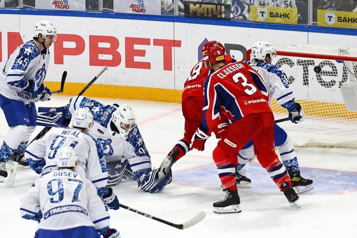 ЦСКА остановил победную серию бело-голубых, одержав третью в сезоне победу над земляками