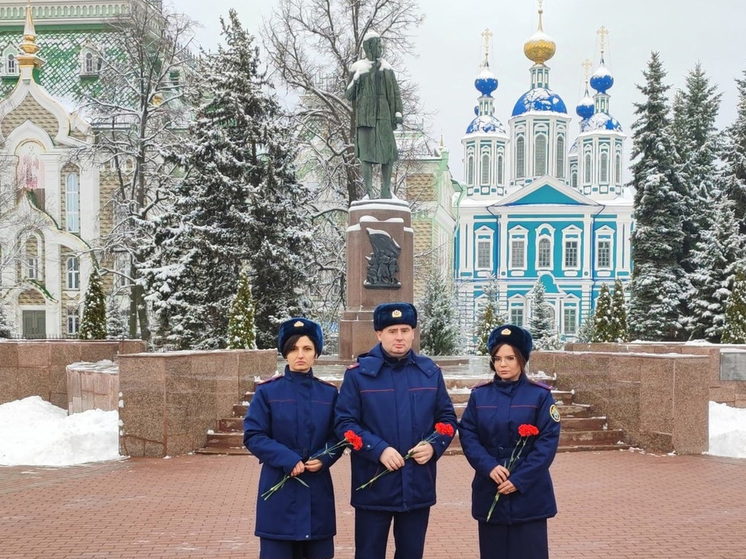 Сотрудники СУ СК Тамбова почтили память Героя Советского Союза Зои Космодемьянской