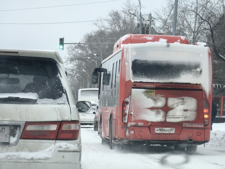 Ограничения для автобусов ввели на трассе в Хабаровском крае