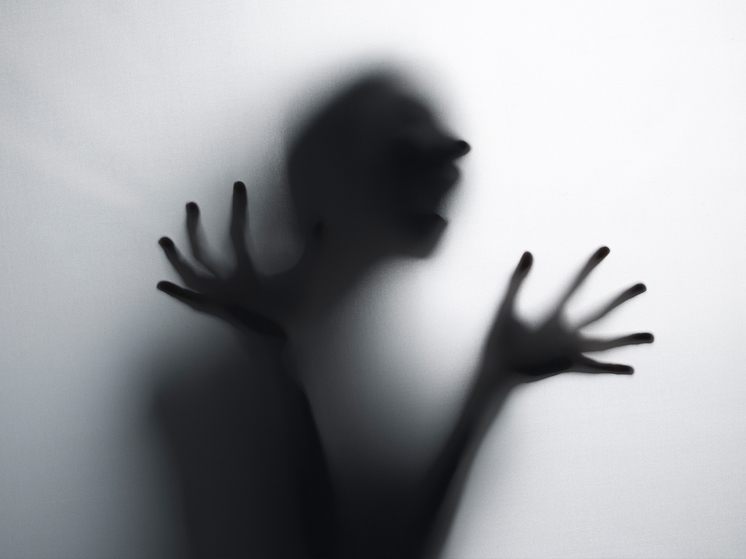 Стоит обратить внимание на склонность видеть картину в целом