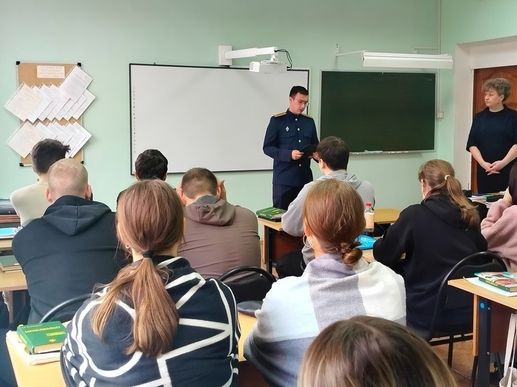 В Тверской области сотрудники СК провели профилактические беседы с учащимися