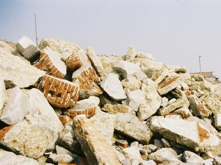 В Смоленске продолжают бороться с неправомерно расположенным имуществом