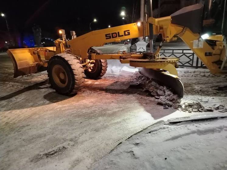 В Улан-Удэ продолжается борьба с последствиями аномального конца ноября