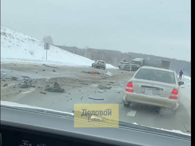 Соцсети: жесткое ДТП произошло на трассе Барнаул-Бийск