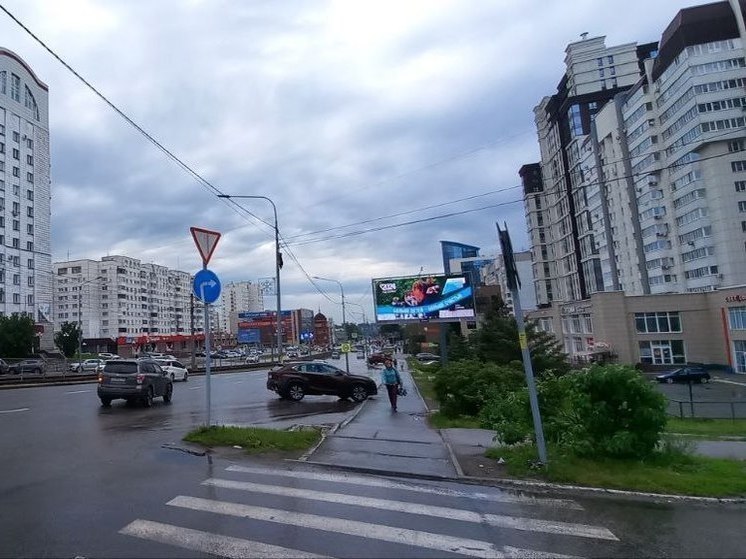 Антимонопольщики выявили 90 нелегальных рекламных баннеров в Барнауле