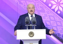 Президент Белоруссии Александр Лукашенко поручил новому министру культуры республики Руслану Чернецкому разобраться с положением дел в кинематографе