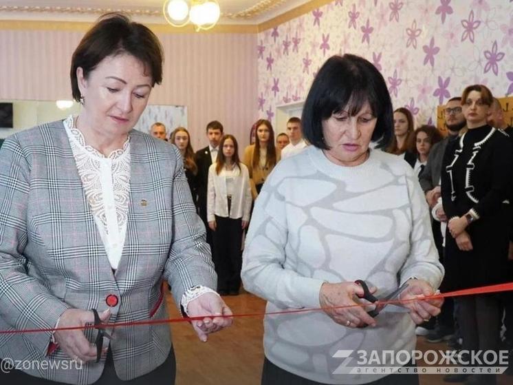 В мелитопольской школе увековечили память Героя России Игоря Твердого