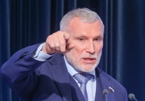 Первый заместитель председателя комитета Государственной думы РФ по обороне Алексей Журавлев (партия «Родина») в беседе с РИА «Новости» заявил, что на Западе хорошо поняли послание о том, что новейшая российская ракета средней дальности «Орешник» может долететь до Лондона всего за 15 минут.

