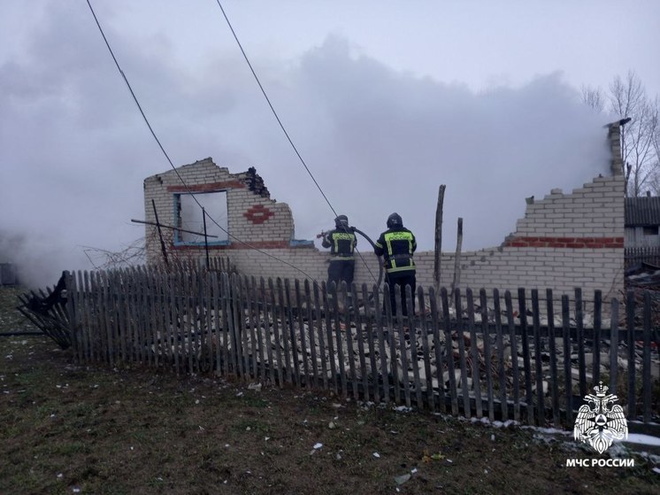 В Уваровском округе выгорел дом