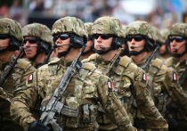 Агентство Франс-Пресс (AFP) со ссылкой на дипломатические источники сообщает, что власти стран Евросоюза (ЕС) начали обсуждать перспективу развертывания военного контингента с целью обеспечения скорейшего введения режима прекращения огня на Украине. 