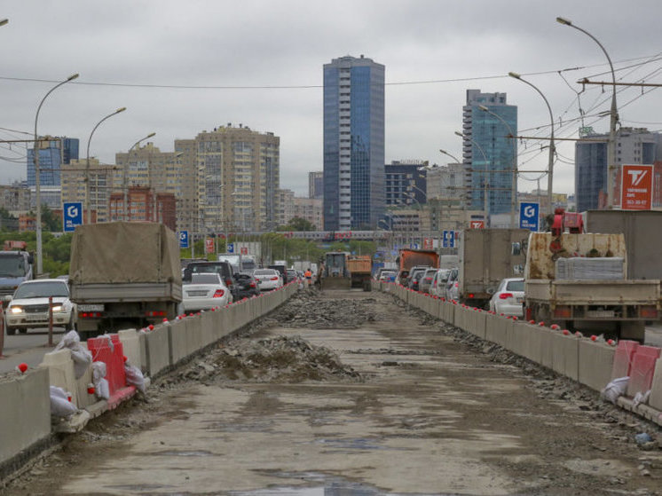 В Новосибирске вводят особый режим из-за износа Димитровского моста