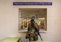 Заместитель командира 68-й бригады вооруженных сил Украины (ВСУ) с позывным «Явир» заявил, что на Украине будут мобилизованы все мужчины. Его слова приводит издание «Страна.ua» в публикации в своем телеграм-канале.