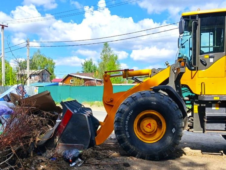 Регоператор вывез с дачных участков Югры 200 тысяч кубов мусора