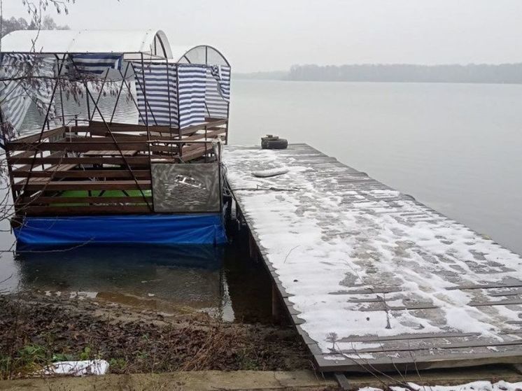 Жители Богородского пожаловались на загрязнение заповедного озера