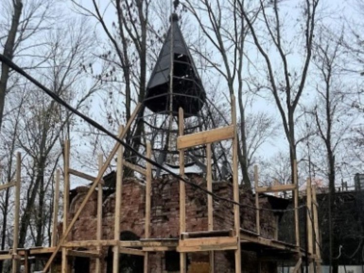 В Великом Новгороде начали реставрацию часовни-усыпальницы семьи Берг