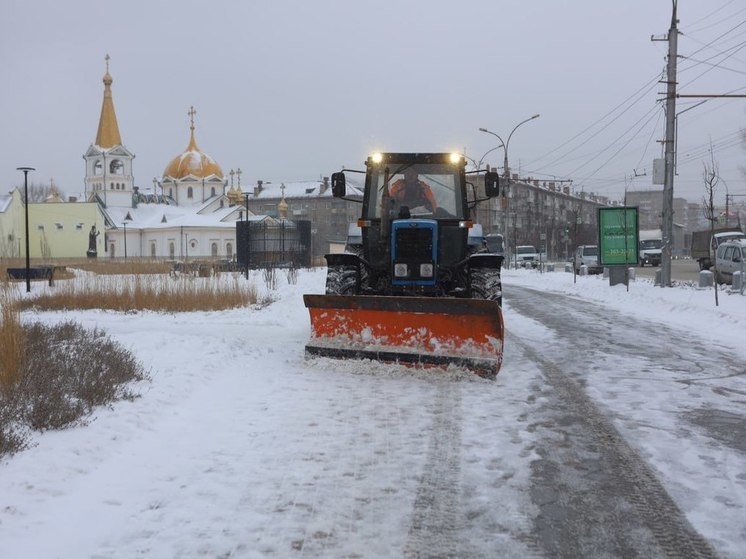 Мэр Новосибирска Максим Кудрявцев рассказал, сколько снегоуборочной техники закупил город