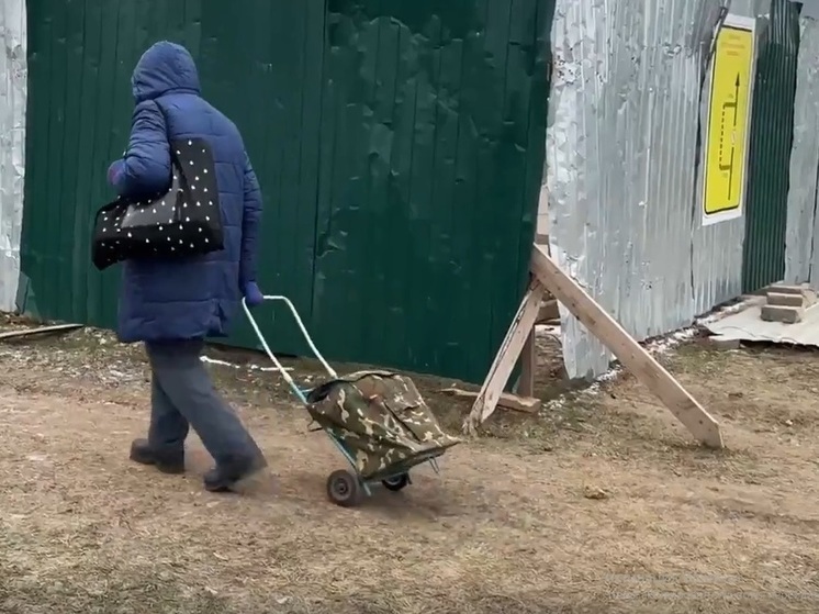 В Орле жители улицы Генерала Родина обеспокоены ремонтными работами на тротуаре