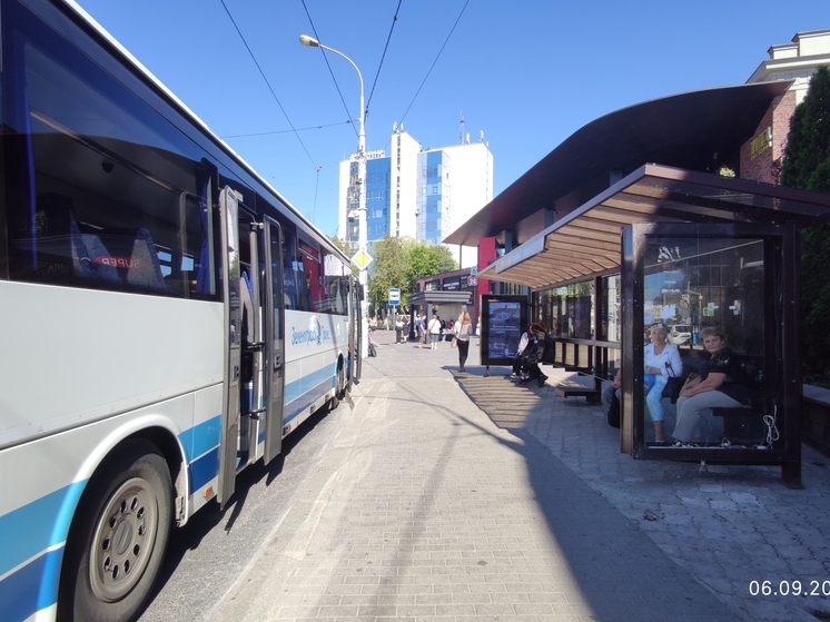 Дефицит водителей автобусов в Калининграде вызван нежеланием молодежи работать за 60 тыс. рублей в месяц